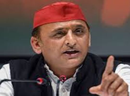 Hot politics: Akhilesh Yadav's taunt on PM Modi, I gave speech to only 25 people, PM should also have seen empty chairs