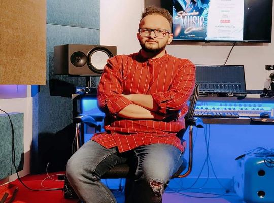 Uttarakhand's young folk singer and music director Gunjan Dangwal died in a road accident