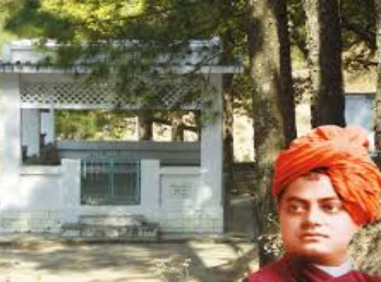 Swami Vivekananda death anniversary: ​​Swami Vivekananda had a feeling of enlightenment under the huge Peepal tree in Kakdighat of Nainital district of Uttarakhand, the universe was shown in his own 