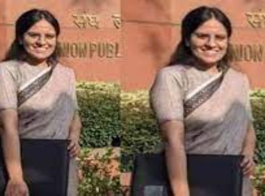 Rudrapur's daughter proved her mettle, Garima became IAS by securing 39th rank in first attempt.