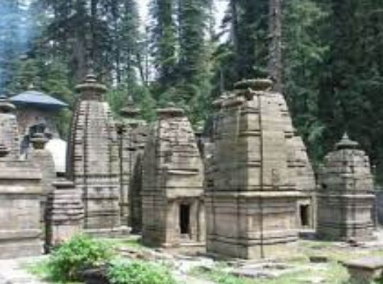 Sawan Mela started with cultural programs in Jageshwar Dham.