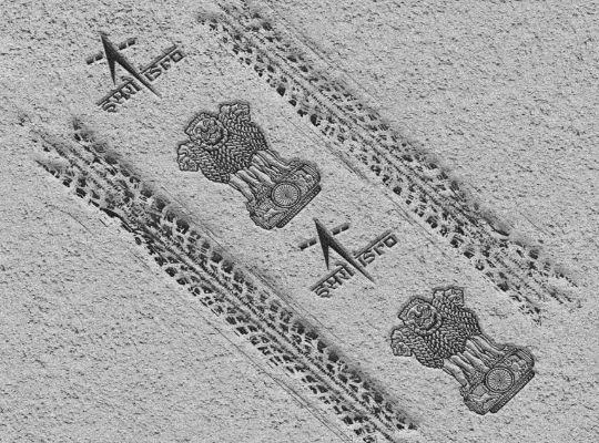 India's imprint on the Moon! Wheels of Pragyan Rover left from Chandrayaan made an indelible impression of ISRO's logo and national symbol Ashoka Pillar