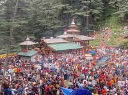 Ranwai tradition was visible in this fair, everyone was immersed in the flood of faith.