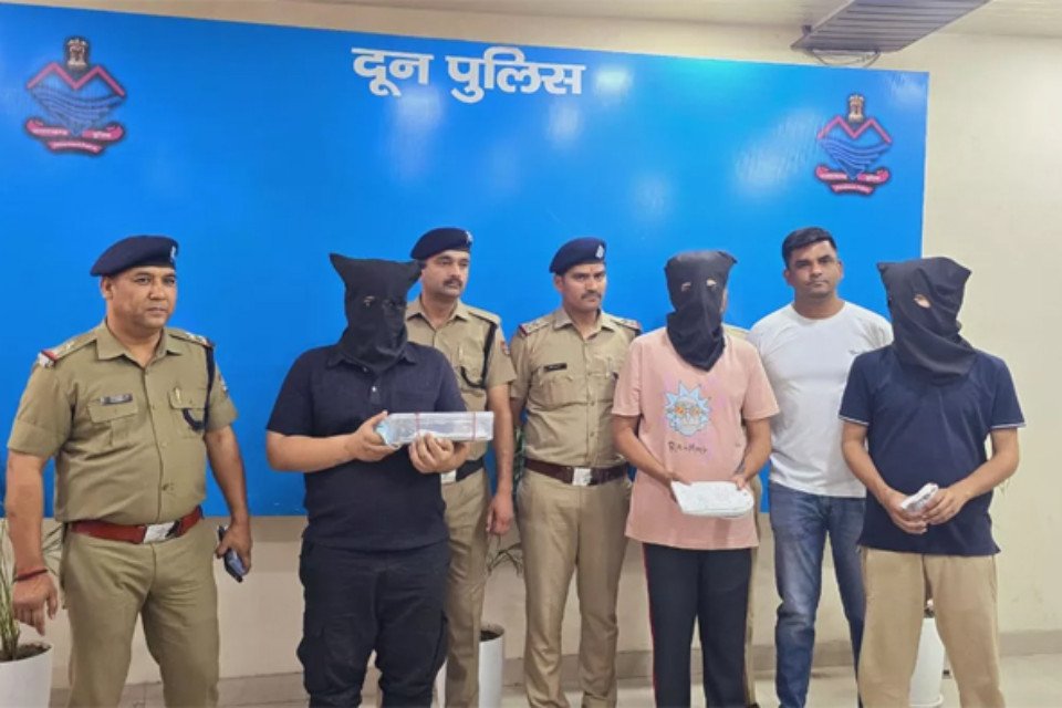 Big Breaking: Doon Police gets big success! Three arrested with high profile drugs, goods worth more than Rs 2 crore recovered