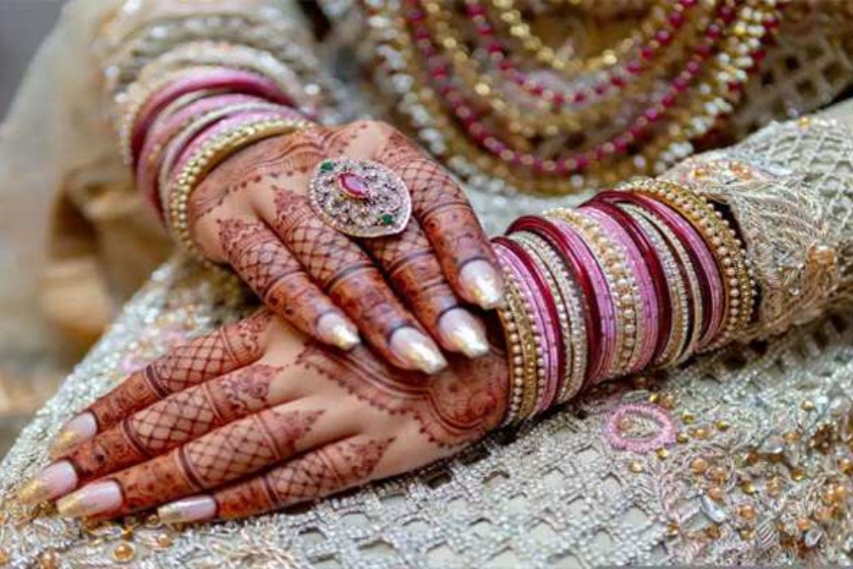 What is this: The bride kept waiting with henna applied on her hands! The groom did not arrive with the wedding procession, now the matter has reached the police court.
