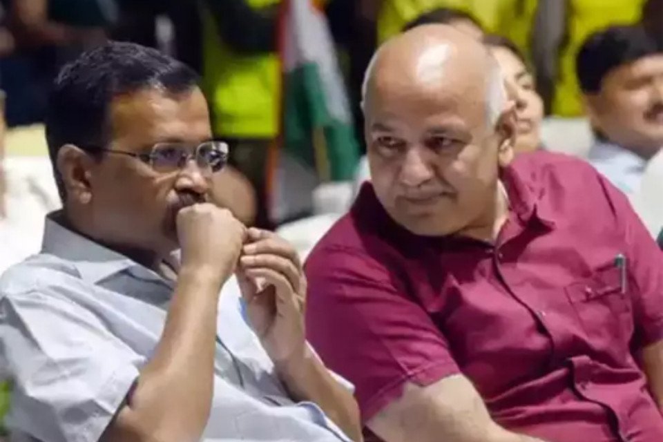 Big Breaking: Politics heated up after Kejriwal's announcement! AAP legislative party meeting will be held tomorrow, name of new CM will be approved