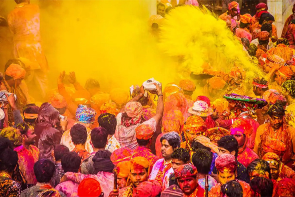 Holi Special: 'Colors' give the message of love, harmony and unity! An important festival of rich cultural heritage, know the spiritual and cultural significance