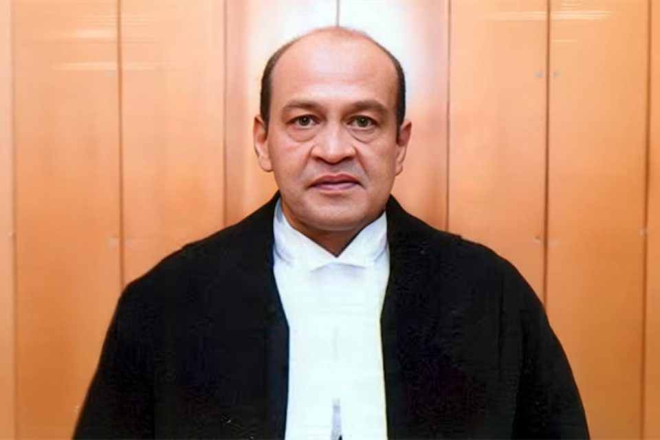 Big news: Fire revealed the 'secret'! A 'store' of cash found in the bungalow of a Delhi High Court judge, Collegium recommended his transfer