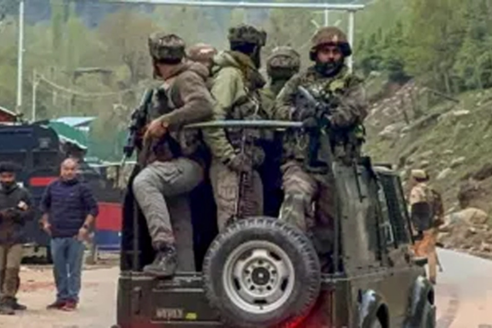 Big news: Army's search operation in Pahalgam! Two terrorists killed in infiltration attempt in Uri