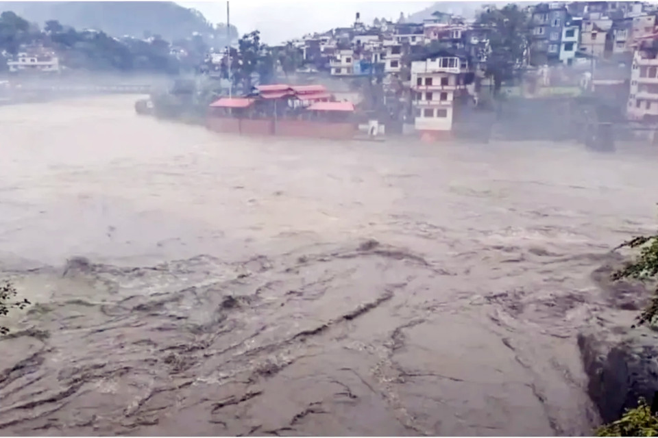 Rain havoc in Himachal: 37 people dead so far! Devastation everywhere, IMD issues a big alert