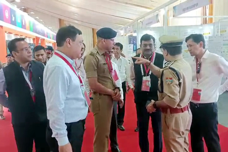 Uttarakhand: Home Minister Shah will reach Rudrapur after some time! CM Dhami will welcome him at Pantnagar Airport, DGP and Chief Secretary again checked the arrangements