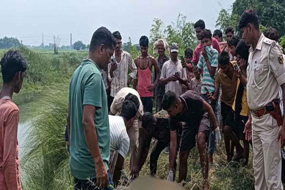 Another husband trapped in his wife's love trap! Brutally murdered her along with her lover, body recovered from a pit on the river bank