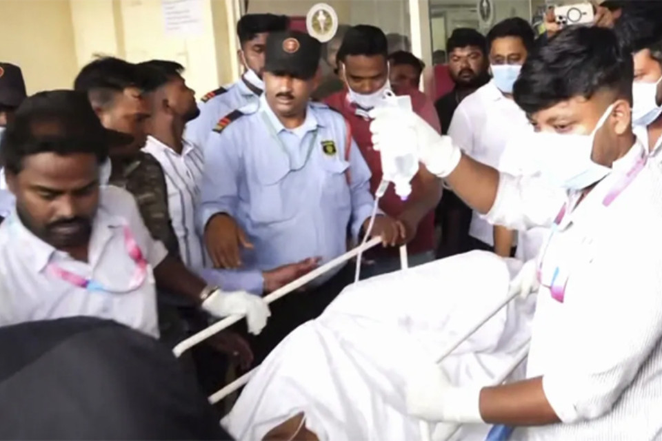 Daughter lost the battle of life: Monsters kidnapped her in Odisha and threw inflammable substance on her, she died in Delhi AIIMS