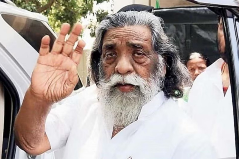 Sad: Former Jharkhand CM Shibu Soren is no more! He breathed his last at Sir Ganga Ram Hospital in Delhi