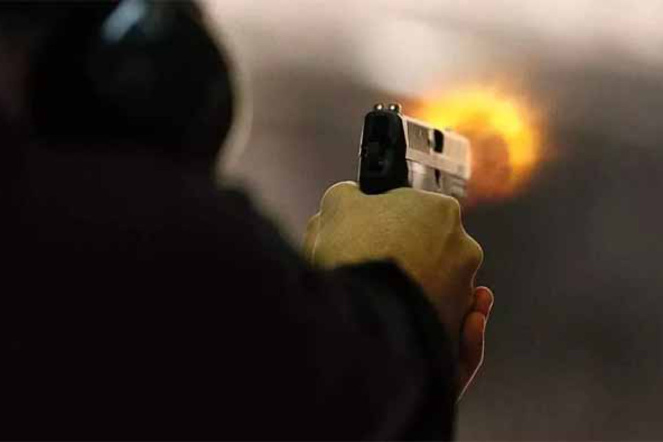 Uttarakhand Breaking: News of firing in Betalghat of Nainital amidst elections! Villager injured due to bullet shot, Congressmen raised strong slogans against the government