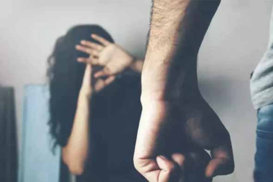 Haldwani: A woman accused the husband of a famous folk singer of Uttarakhand of rape! Case filed on court's order