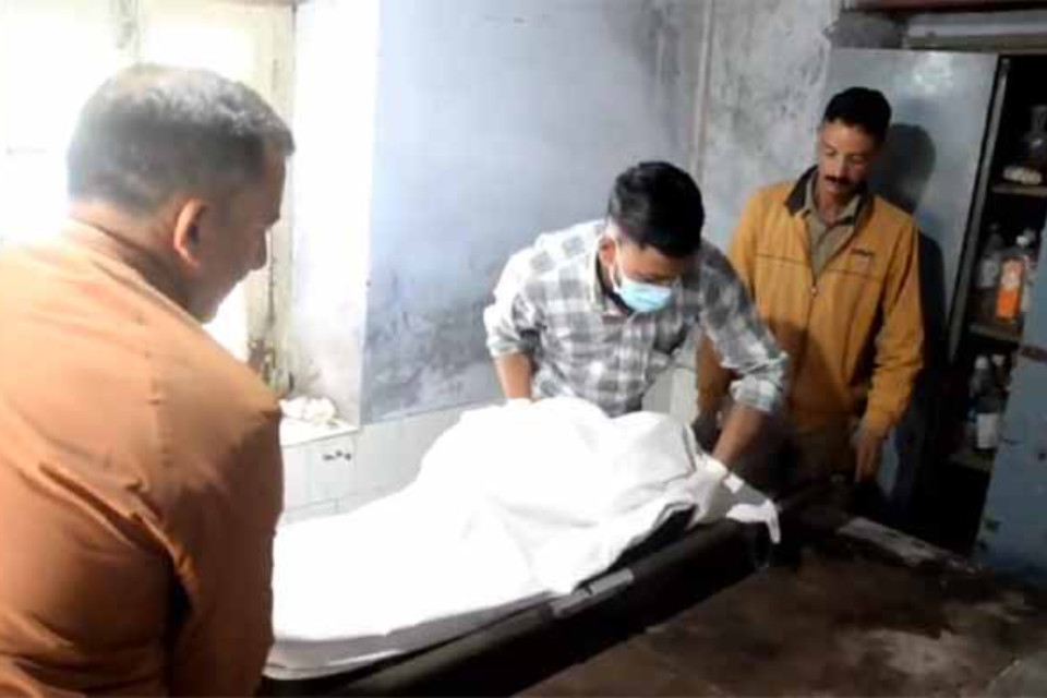  Nainital: Stone fell from the mountain like death! It hit the head of a young man riding a scooter, he died on the spot