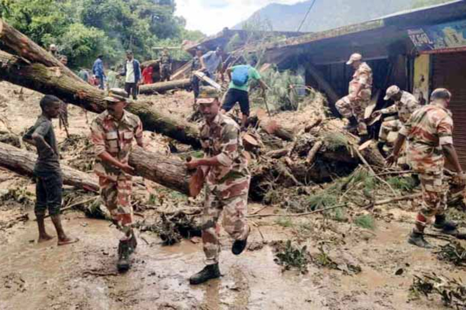  Chamoli disaster: Missing girl's body recovered! 11 people injured, ITBP jawans landed on ground for rescue