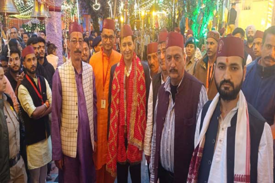 Nainital: Kumaon Commissioner Deepak Rawat participated in Nanda-Sunanda Festival, praised the arrangements