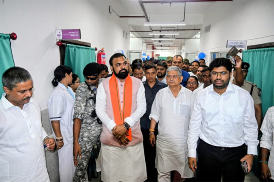 Bihar: Munger gets a big gift! Grand inauguration of the newly built 30-bed community health center in Bariyarpur block