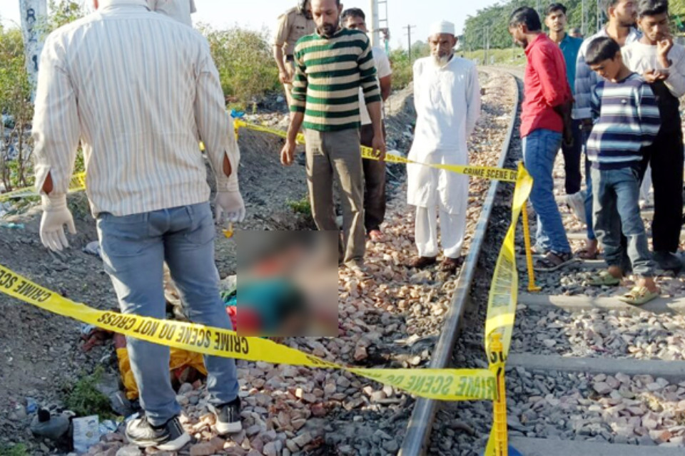 Uttarakhand: A body found near a railway track in Haldwani sparks a sensation! Police and forensic teams are investigating.