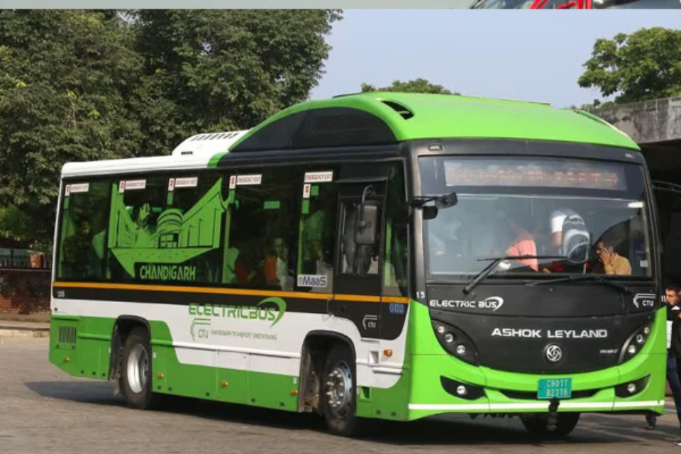 Chandigarh receives approval for 328 new electric buses! A total of 428 e-buses will make the city carbon-free.