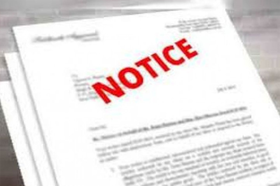 Eight CEOs in Uttarakhand have been summoned for not spending the disaster fund, and if the explanation is not satisfactory, adverse entries will be made.