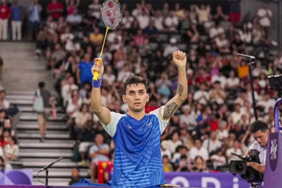 Lakshya achieved another goal! Won the Australian Open title, defeating a Japanese player in the final.