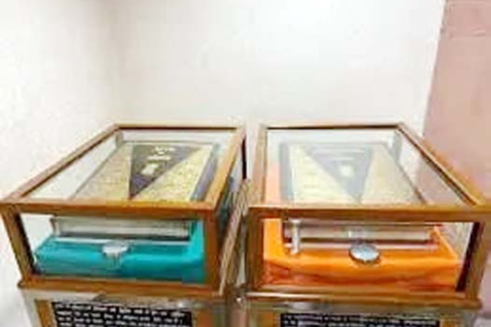 Constitution Day Special: Do you know where the Indian Constitution is kept, safely stored in a helium-filled case? Learn interesting facts about the Constitution, from the nib number of the pen used