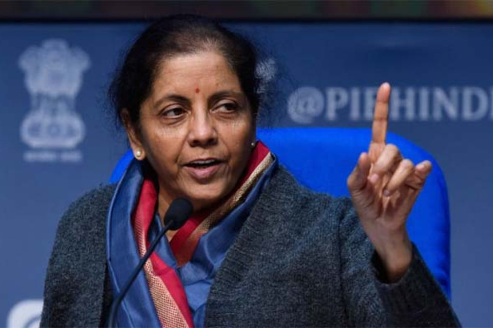 Big news: India's economy has seen a major boost! GDP growth in the second quarter of the year reached 8.2 percent.