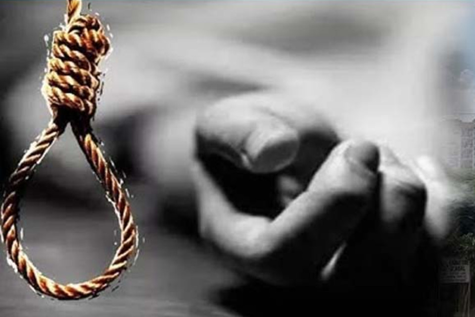 Uttarakhand: A businessman couple committed suicide by hanging themselves in Lalkuan, causing a sensation in the area, with their bodies found hanging in different rooms.