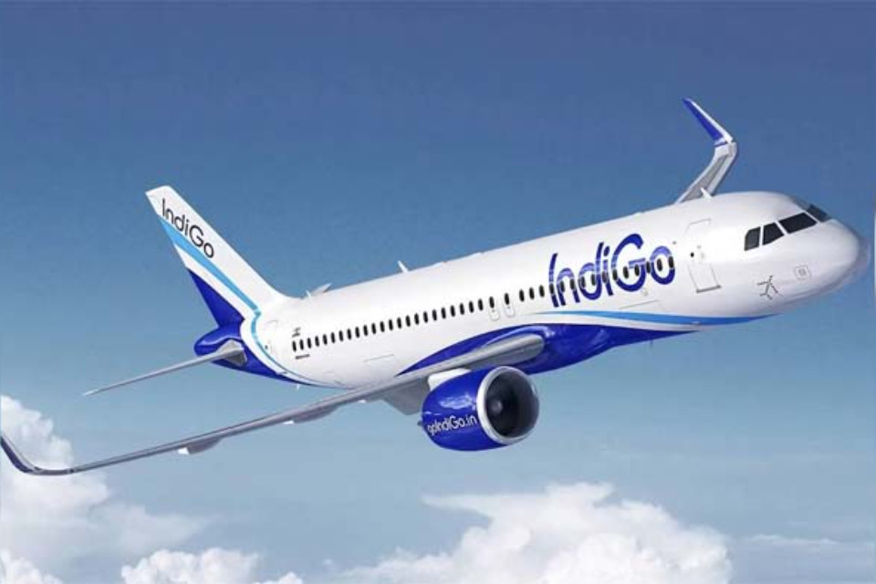 Big news: A bomb threat was reported on an Indigo flight from Medina to Hyderabad! Panic erupted, forcing an emergency landing.