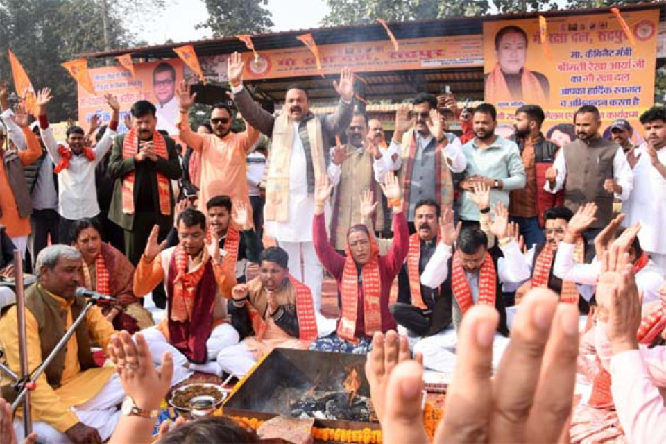 Uttarakhand: A grand Cow Protection Conference and Mahayagna was held in Rudrapur, where Cabinet Minister Rekha Arya inaugurated the event and made a significant statement.