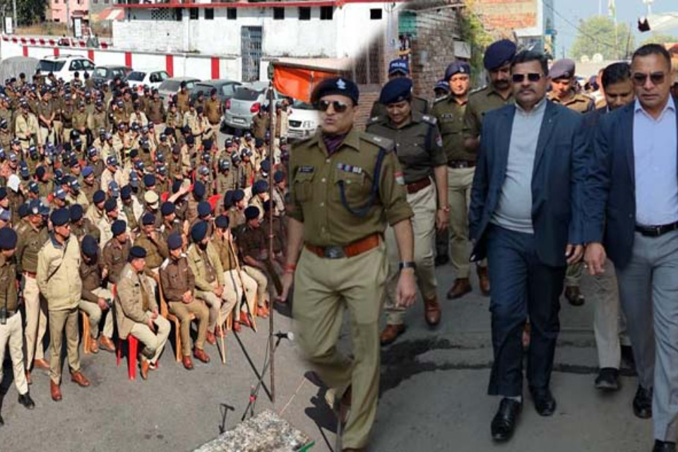  Uttarakhand Breaking News: Banbhulpura Railway Land Encroachment Case! Supreme Court hearing expected tomorrow, police conduct flag march