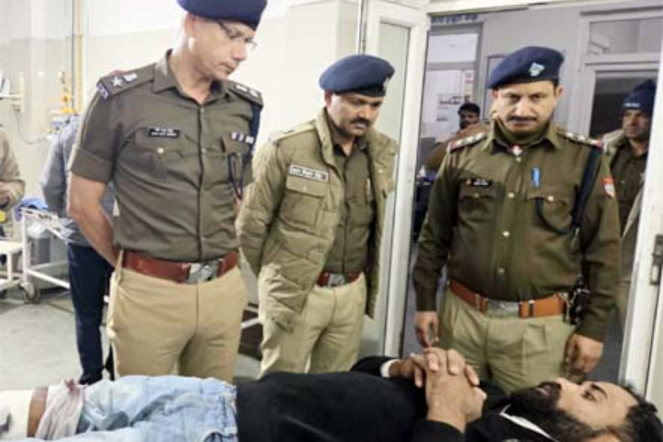 Encounter: Udham Singh Nagar police arrested wanted criminal Manu! He was shot in the leg during the encounter; several cases are registered in Uttarakhand and Uttar Pradesh.