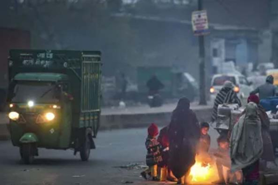 Weather alert: Severe cold weather has been issued in several states, including Uttar Pradesh and Uttarakhand! Dense fog and cold wave will worsen the situation until the 31st.