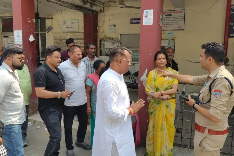 Uttarakhand: Suspicious Death of a Student Who Left Home Under the Pretext of Tuition! Post-mortem Report Deepens the Mystery; Uproar at Hospital Amidst Police Investigation.