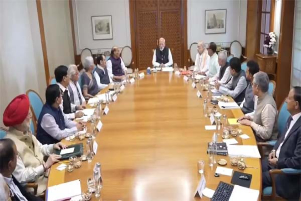 Mega-Meeting: Is a Major Reshuffle on the Cards? PM Modi Swings into Action Immediately Upon Returning from 5-Nation Tour; Convenes Full Cabinet Meeting at 5 PM.