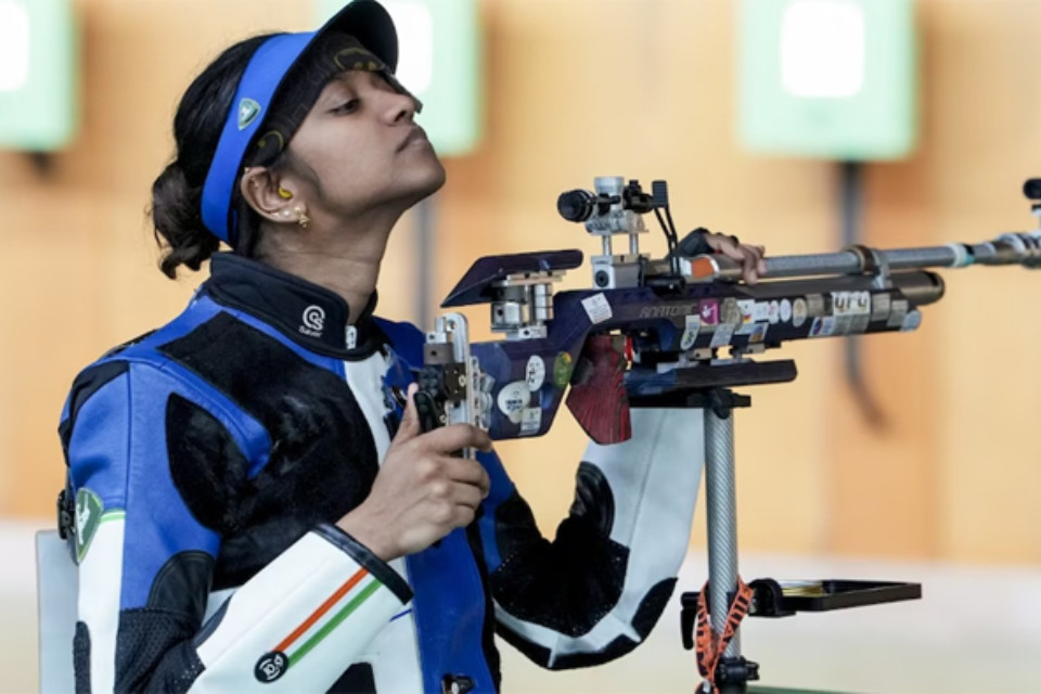 Asian Games 2026: भारत को मिला पहला मेडल! महिलाओं की 10 मीटर एयर राइफल टीम ने किया कमाल, इलावेनिल-सोनम-विदर्सा ने दिलाया शानदार रजत पदक